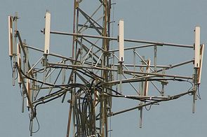 jpeg of small AT&T Wireless PCS TDMA 3x3 antenna configuration.